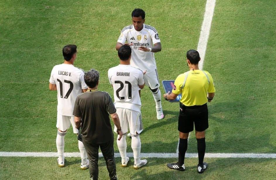 皇马险胜马竞，卡瓦尼扑点救主西甲