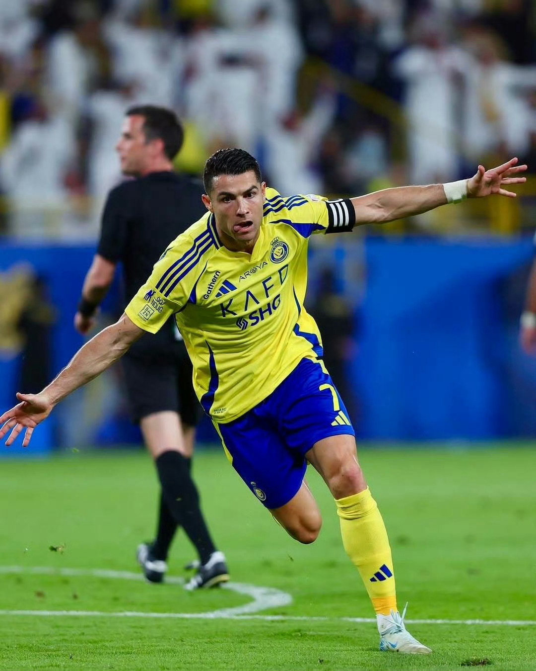 开云官网-利物浦战平尤文，C罗梅开二度足总杯